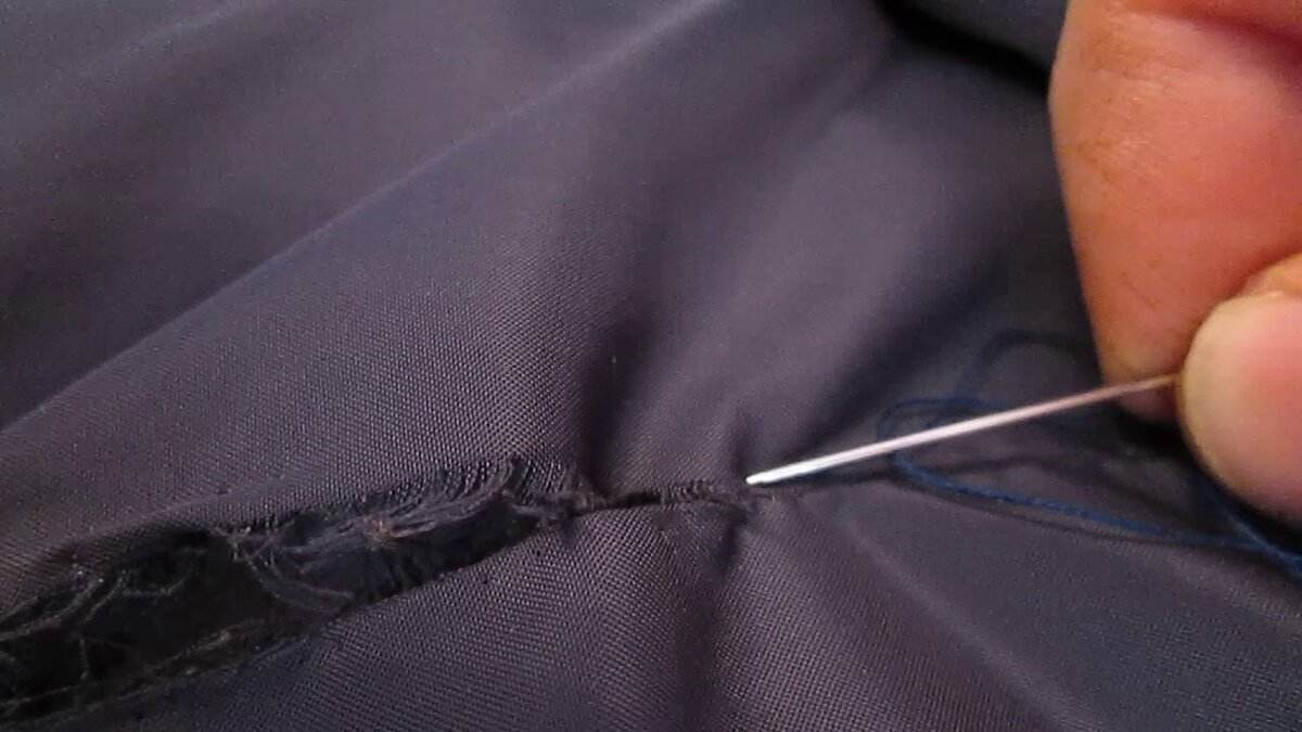 Как правильно сшить разошедшийся шов на куртке